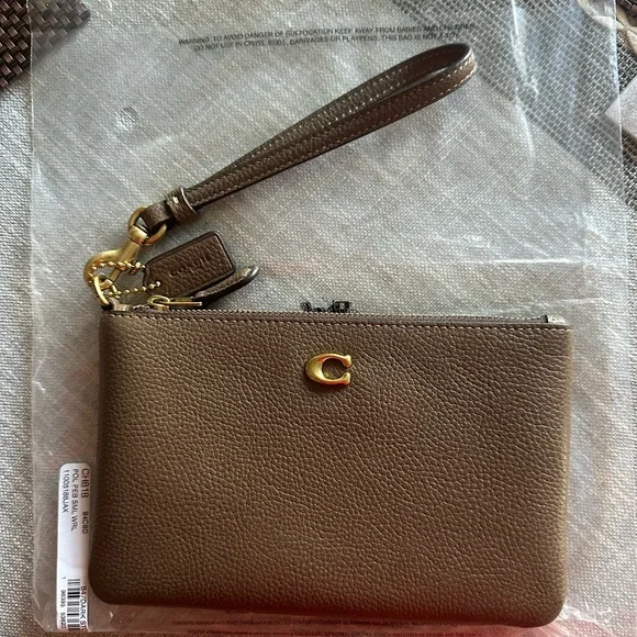 Coach essential wristlet Wallet - Picture 10 of 13